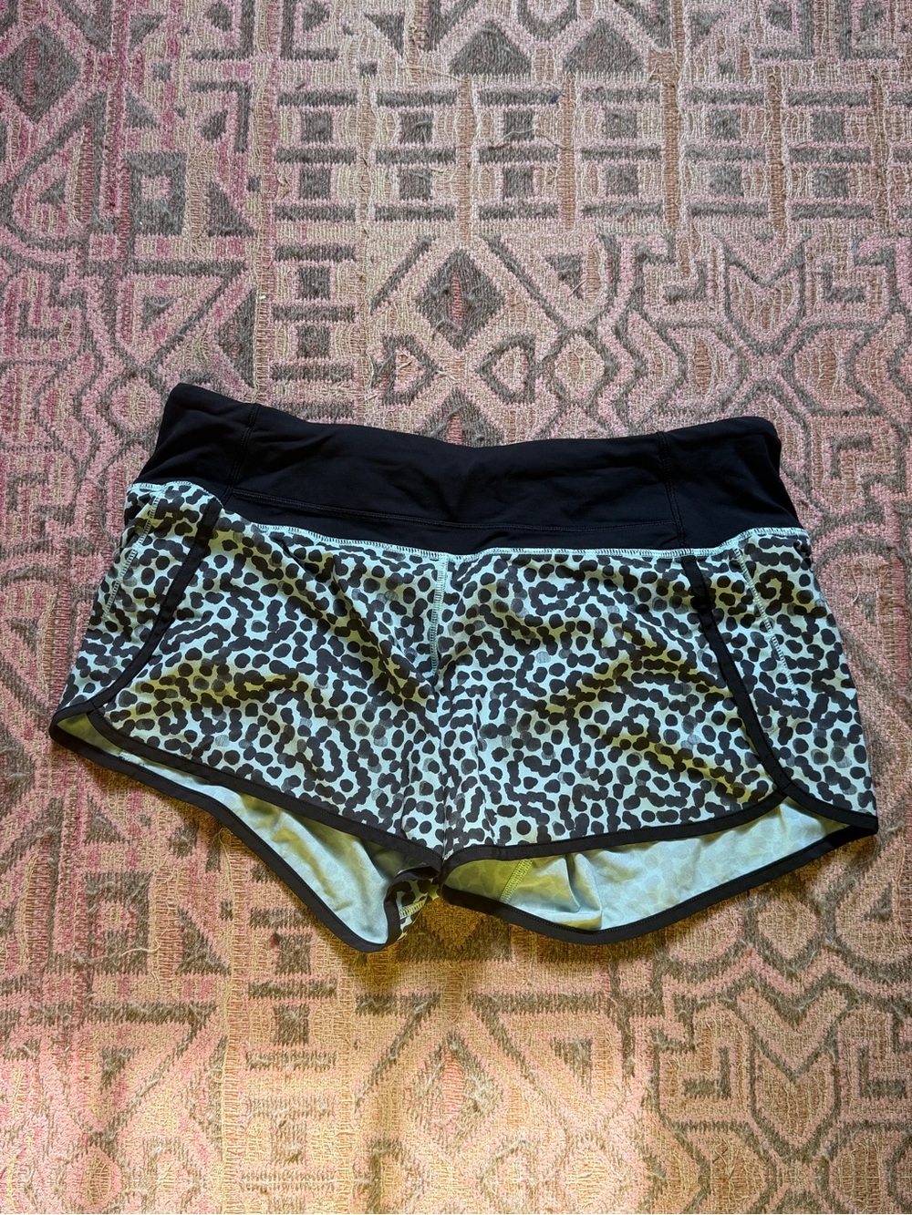 Lululemon Animal Print Running Shorts Size 8 Black Mint Green